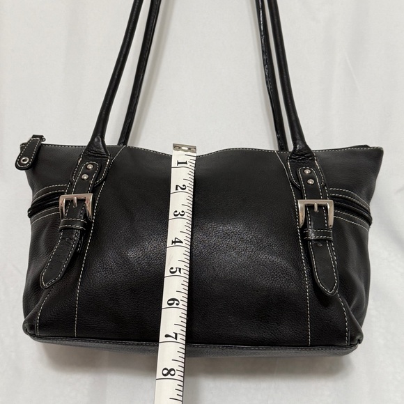 Tignanello Black Leather Shoulder Bag - Picture 7 of 11